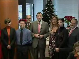 Rajoy y "la familia popular" felicitan la Navidad
