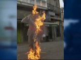 Detenidos cuatro jóvenes en Vigo por quemar una foto del Rey
