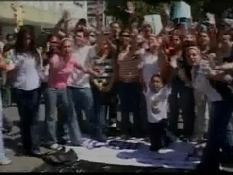 Los estudiantes venezolanos convierten el ¿Por qué no te callas? en un lema anti Chávez