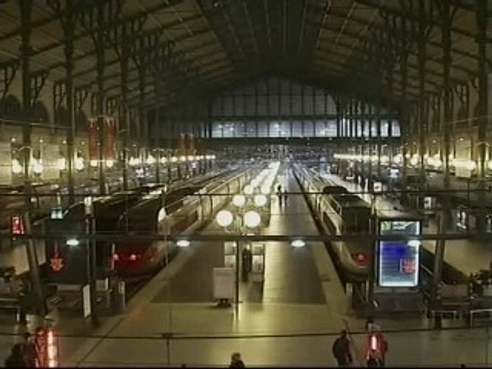 Nueva huelga del transporte en Francia por la reforma de pensiones de Sarkozy