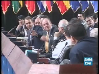 El rey manda callar a Chávez