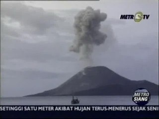 El volcán del Monte Kelud en Indonesia vuelve a la vida