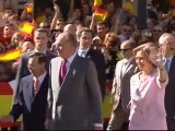 Miles de personas reciben a los reyes en Ceuta