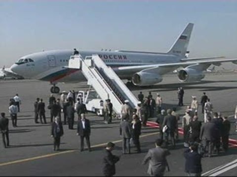 Putin y Ahmadinejad se ven las caras en Irán