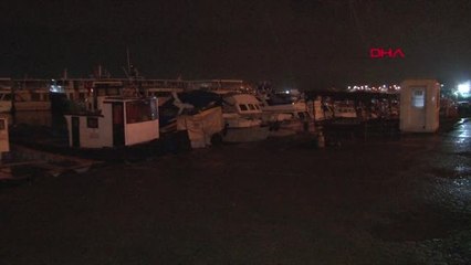 İstanbul'da Sağanak Yağmur Etkili Oluyor