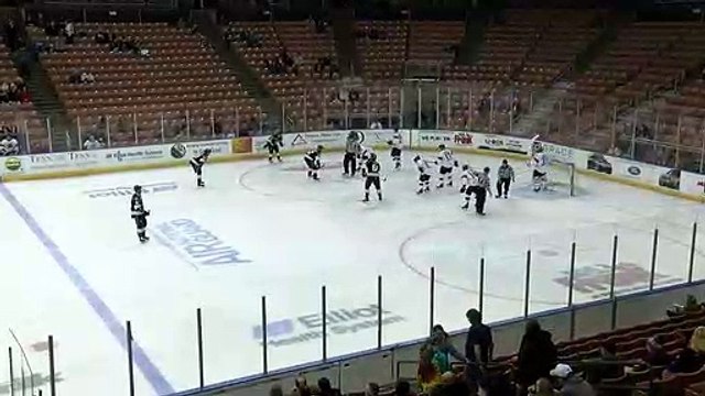 Monarchs Take One Point From Royals in 4-3 Shootout Loss