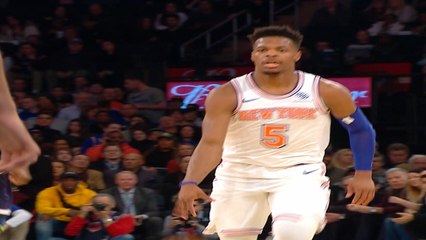 Dunk of the Night : Dennis Smith Jr.