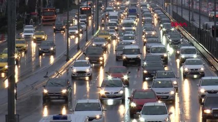 İstanbul'da Karla Karışık Yağmur Etkili Oluyor 2