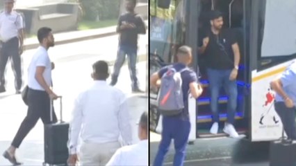 India VS Australia 2019 : Team India Arrives In Vizag For T20 Series | Oneindia Telugu