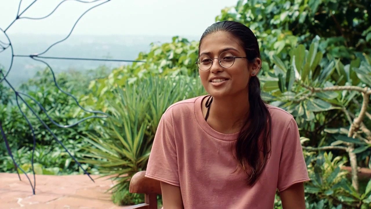 Maya - Trailer español (HD)