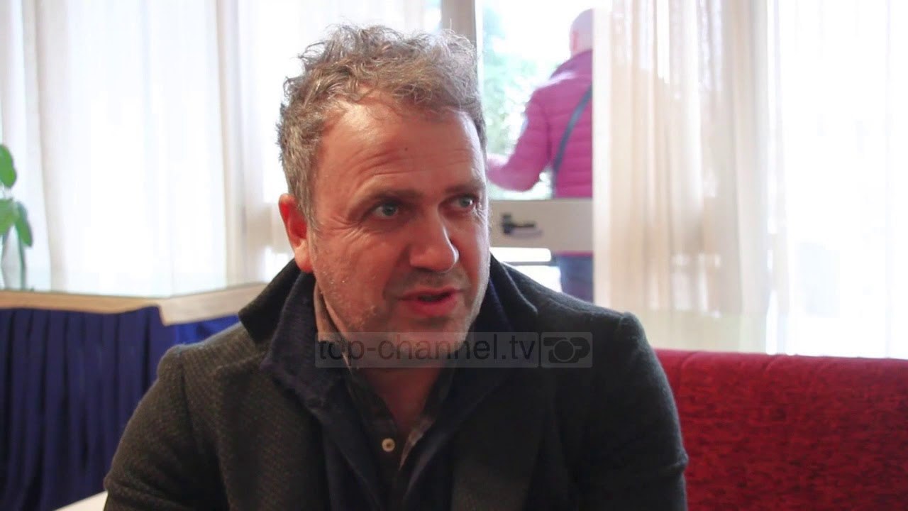 Përkujtohet në Gjirokastër lëvizja studentore - Top Channel Albania - News - Lajme