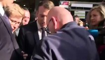 Salon de l'agriculture : un retraité en difficulté craque dans les bras d'Emmanuel Macron