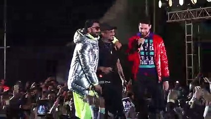 Siddhant Chaturvedi receives appreciation from BigB