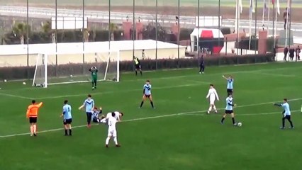 Altınordu-Adana Demirspor maçından: Haksız olduğunu düşündüğü penaltıyı dışarı attı