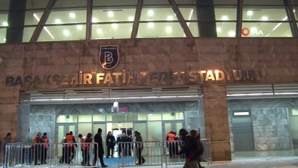 Medipol Başakşehir - Bursaspor maçı ertelendi