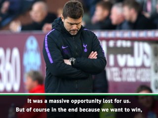 Télécharger la video: Pochettino refuses to blame referee Mike Dean for Spurs defeat