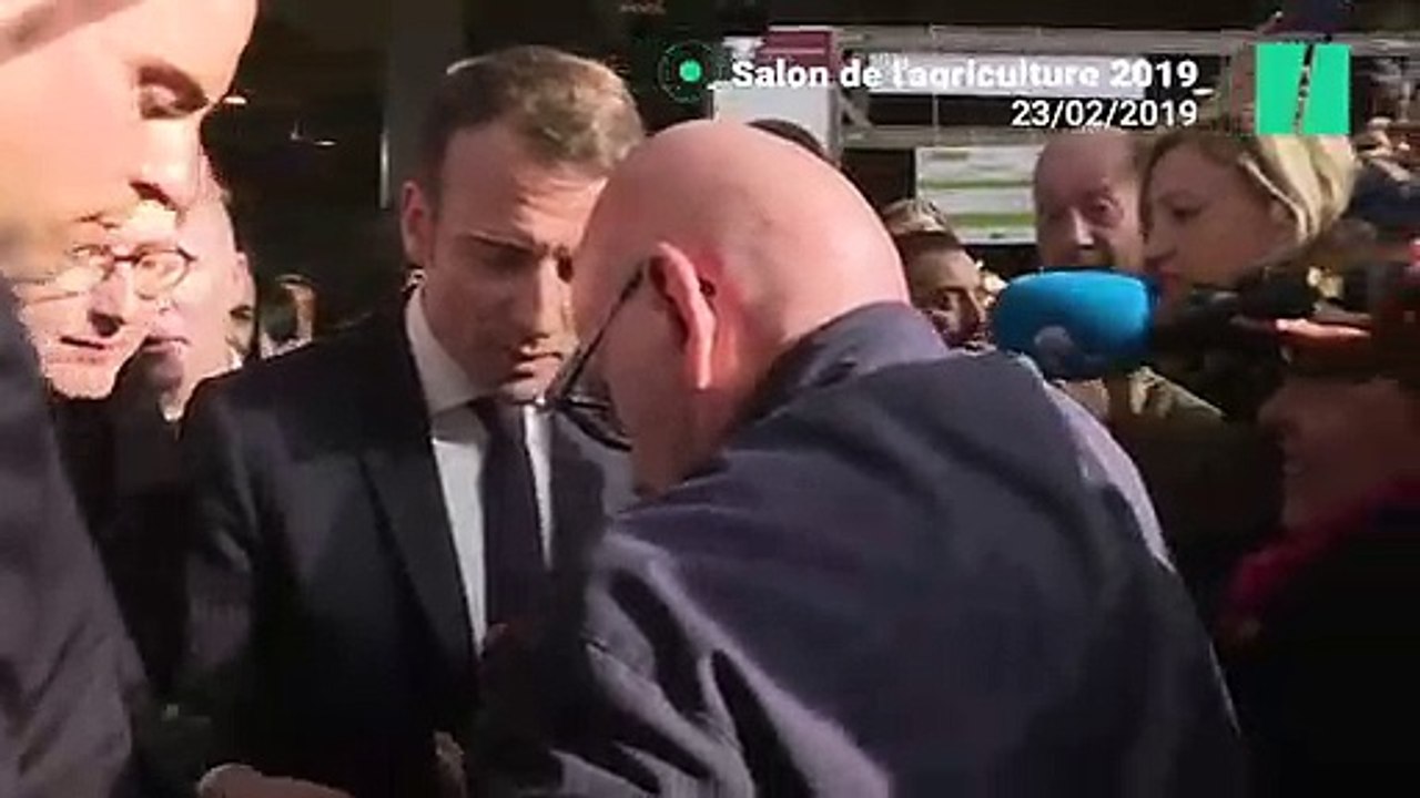 Au Salon de lagriculture un retraité fond en larmes dans les bras de Macron