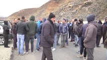 Report Tv - Bulqizë, banorët e Gjoricës protestë për ujin e pijshëm: Do të bllokojmë rrugën