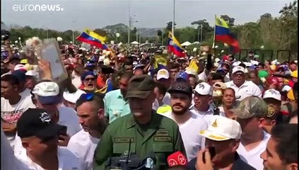 Venezuela: represse nel sangue le proteste per gli aiuti