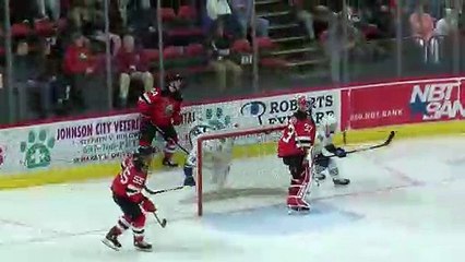 AHL Utica Comets 1 at Binghamton Devils 4