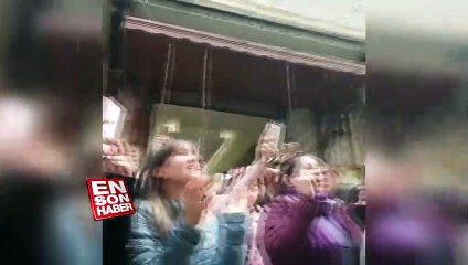 Makedon sanatçıdan İzmir Marşı