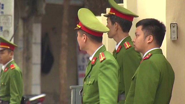 北 수송기 하노이 도착...대사관 긴장 속 '철통 보안' / YTN