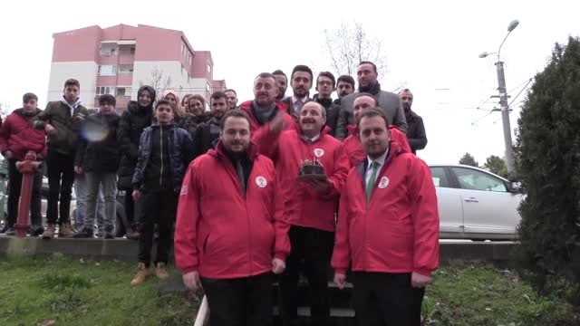 Bakan Varank'tan Gençlere Doğum Günü Ziyareti - Kocaeli