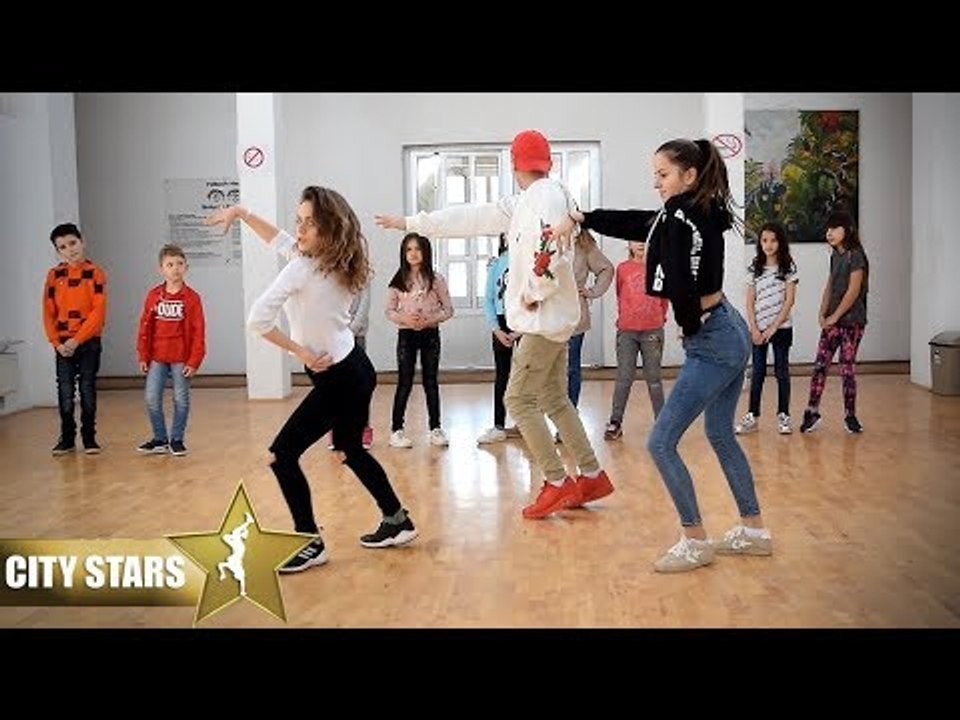 Maluma - Mala Mia ( City Stars Dance )