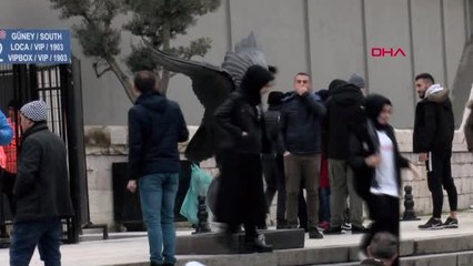 Spor Beşiktaşlı Taraftarlar Derbi Maçı Bekliyor