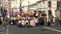 Dha Dış - Başkent Londra'da Sarı Yelekliler Protesto Gösterisi Düzenledi