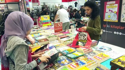 Günde 5 bin öğrenci kitap fuarına ücretsiz taşındı - ANKARA