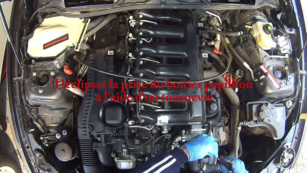 Démontage Vanne EGR BMW 330 D - Vidéo Dailymotion