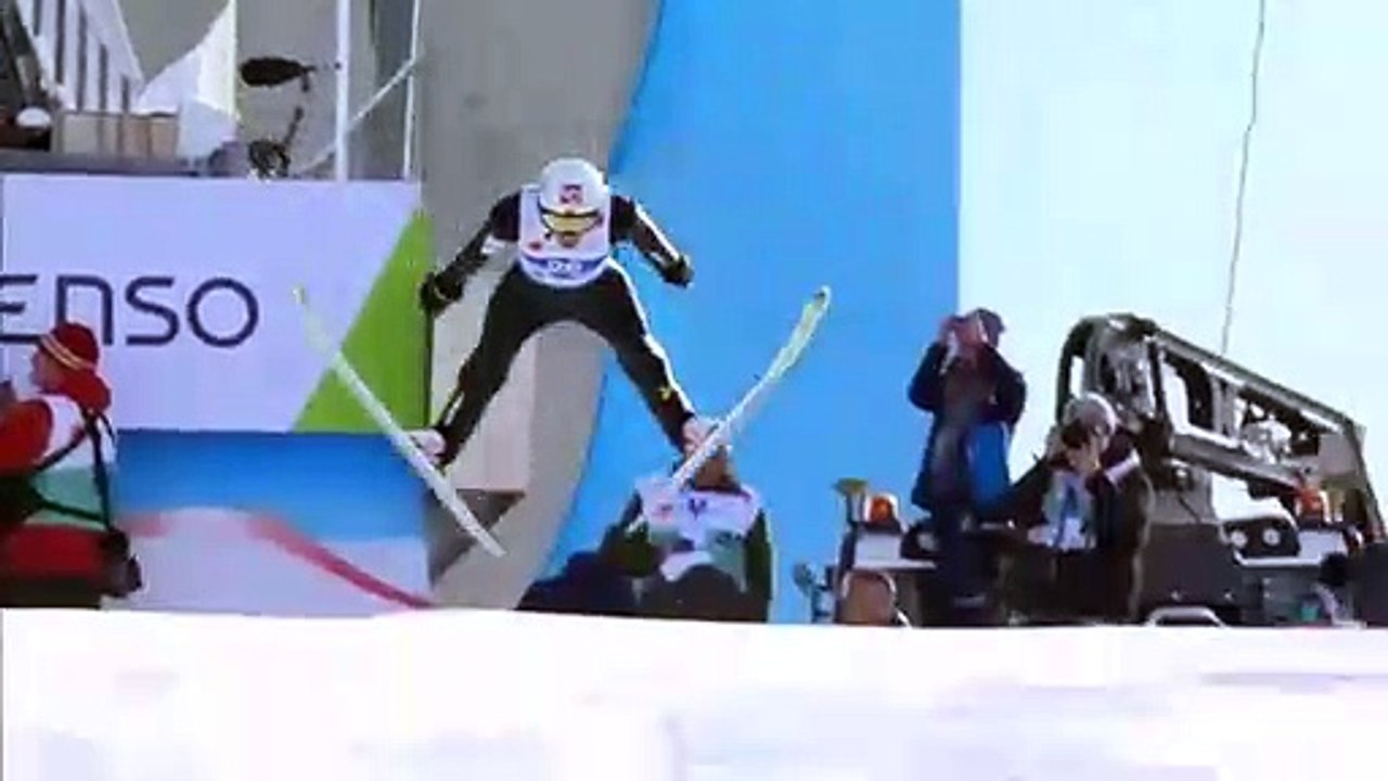 Thomas Aasen Markeng fall over advertisment!