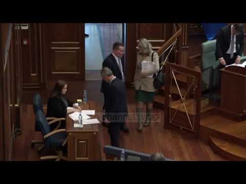 Haradinaj: Nuk dorëhiqem; Presionet janë shtuar për heqjen e taksës 100% ndaj Serbisë