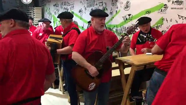 Pavillon 3 des produits régionaux : les Basques font déjà la fête ce dimanche matin