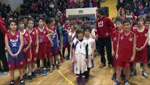 Bayrampaşa'da kış spor okulları sezon açılışını yaptı