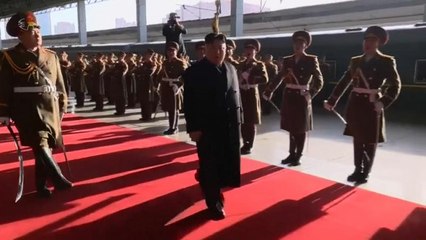 Лидер КНДР отправился на новую встречу с Трампом