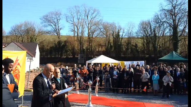 La mosquée Assalam va enfin sortir de terre à Court-Saint-Étienne.