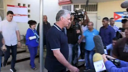 Cuba vota nueva Constitución atenta a Venezuela