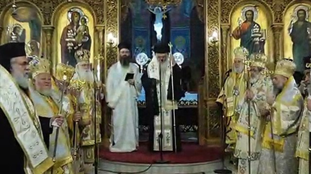 Μνημόσυνο της μητέρας του Μητροπολίτη Φθιώτιδας, παρουσία του Αρχιεπισκόπου