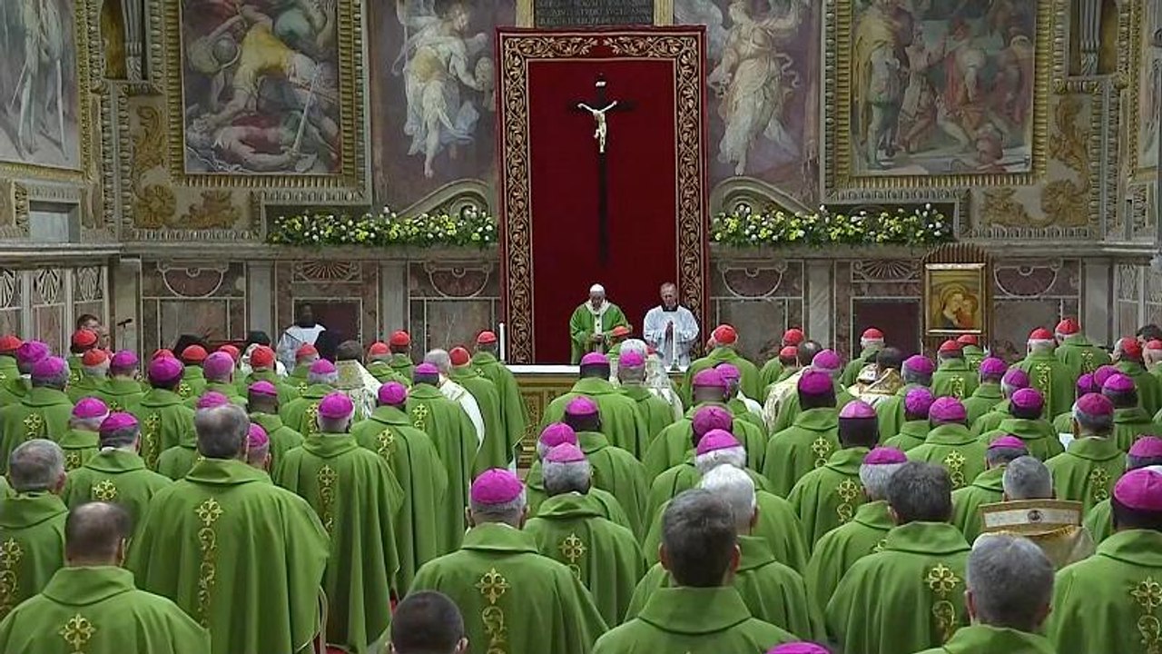 Papst beendet 4-tägigen Vatikan-Gipfel: 'Getan hat er nichts'