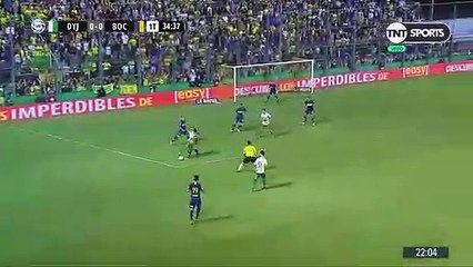 No hay polémica. El penal que no le dieron a #Defensa (el árbitro al lado)