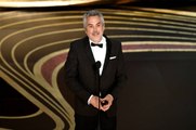 Alfonso Cuarón Wins Best Director for 'Roma' at 2019 Oscars