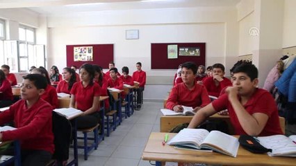 Ortaokul Öğrencilerinden Afrika'ya Bağış