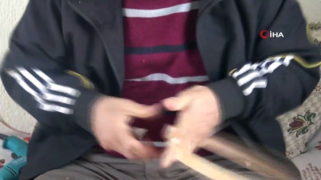 Batmanlı Rıdvan Usta, Keklik Kafesi Yaparak Geçimini Sağlıyor