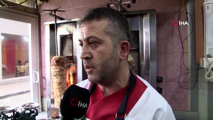 Sipariş Ettiği Gıda Kolisinden 300 Bin TL Çıktı, Hiç Düşünmeden Teslim Etti