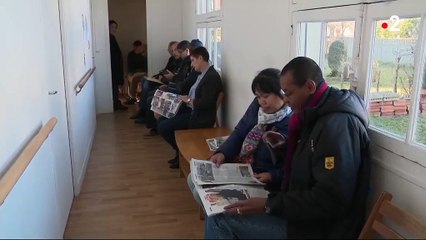 "Il y a des vieillards de 25 ans" : un médecin presque centenaire toujours en activité dans le Val-de-Marne