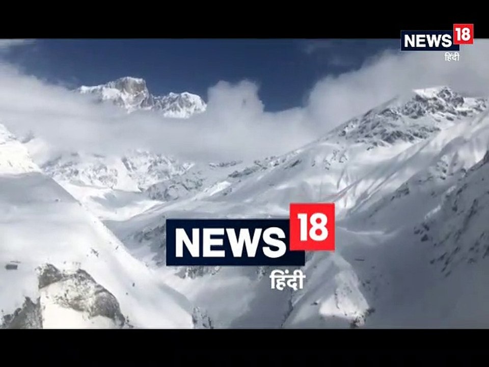 भारी बर्फ़बारी से केदारनाथ में बर्फ़ की सफ़ेद चादर बिछ गई है.