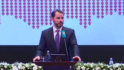 Télécharger la video: Albayrak: 'Yatırımcı Türkiye'yi bir fırsat olarak görüyor' - ANKARA