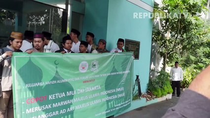 Ketua MUI DKI Jakarta Diminta Mundur